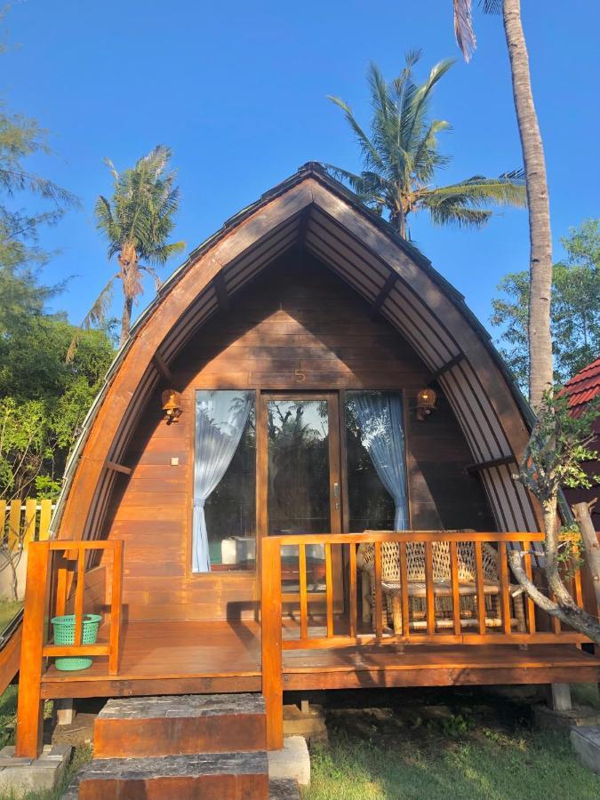 Hotel Blue Moon Meno Gili Meno Exteriér fotografie