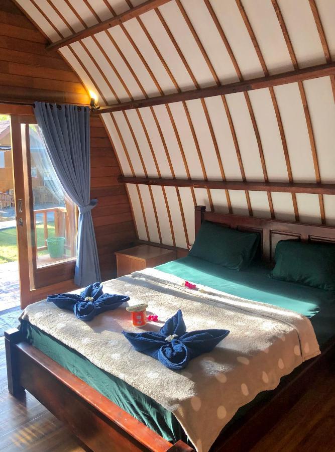 Hotel Blue Moon Meno Gili Meno Exteriér fotografie