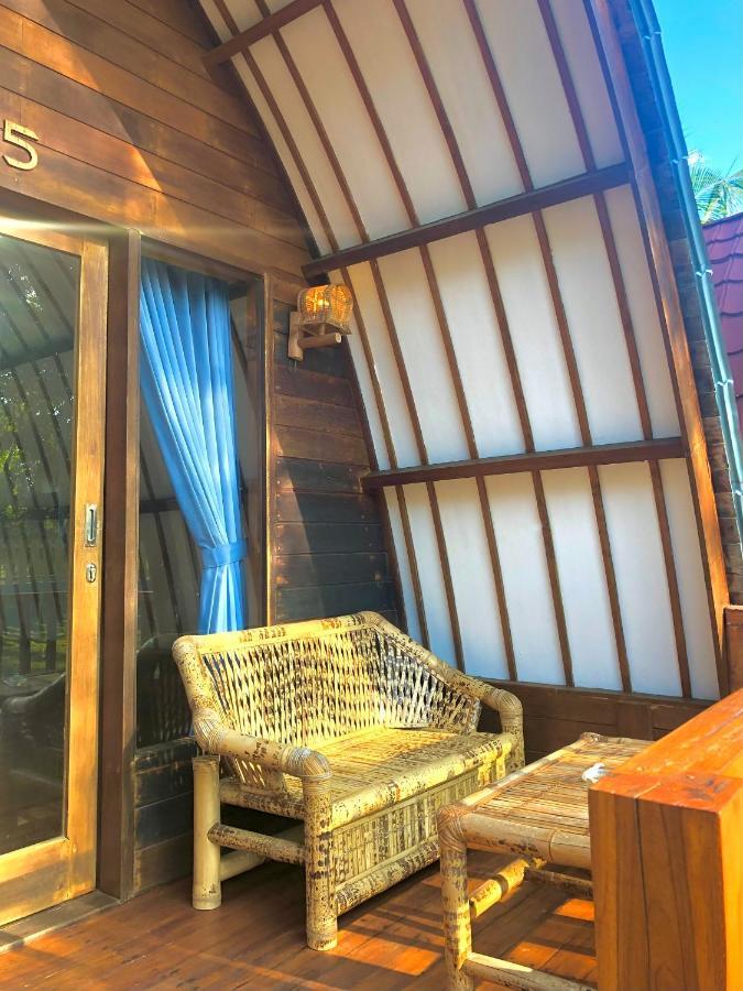 Hotel Blue Moon Meno Gili Meno Exteriér fotografie