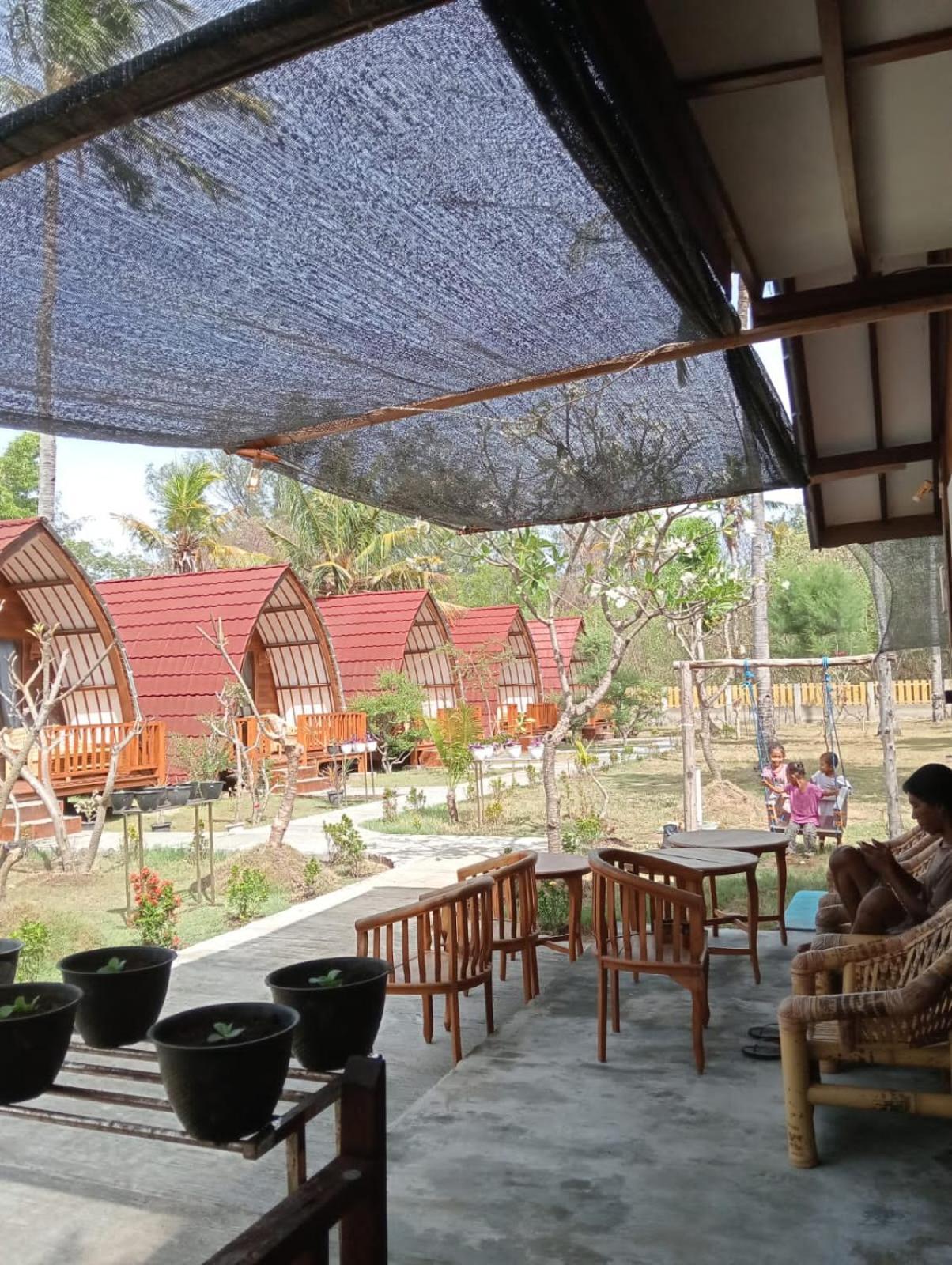 Hotel Blue Moon Meno Gili Meno Exteriér fotografie