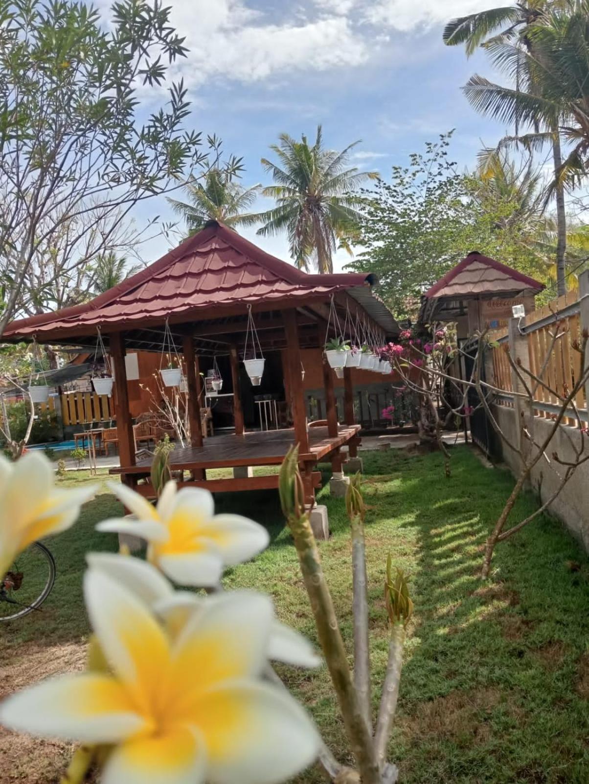 Hotel Blue Moon Meno Gili Meno Exteriér fotografie