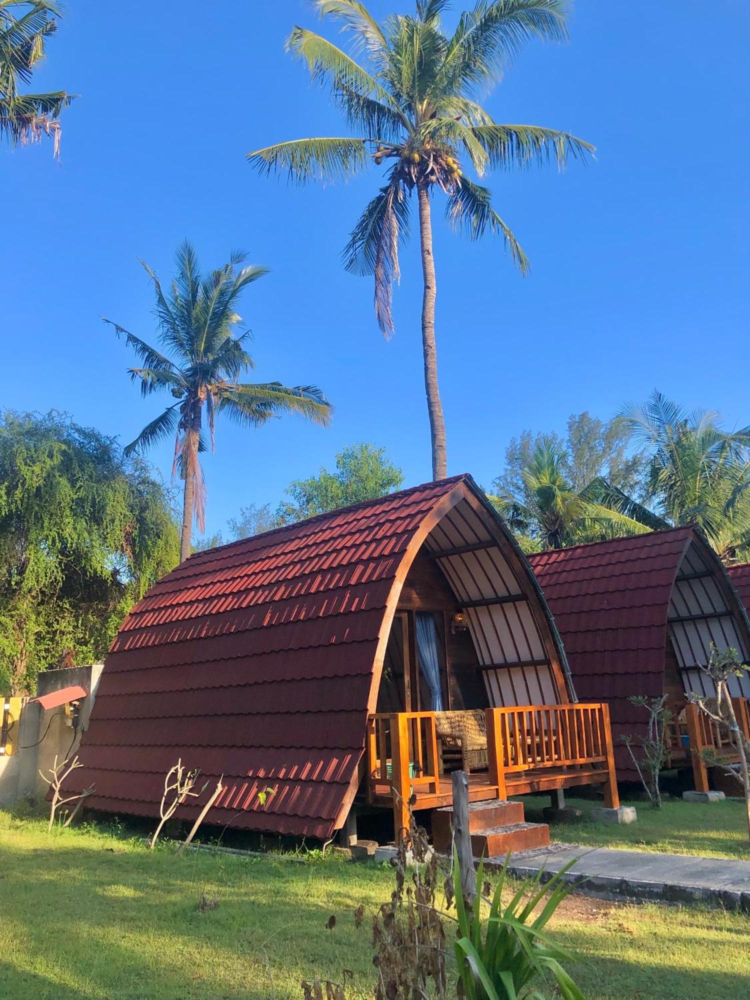 Hotel Blue Moon Meno Gili Meno Exteriér fotografie