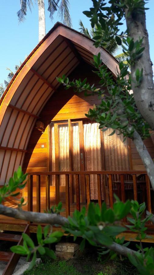Hotel Blue Moon Meno Gili Meno Exteriér fotografie